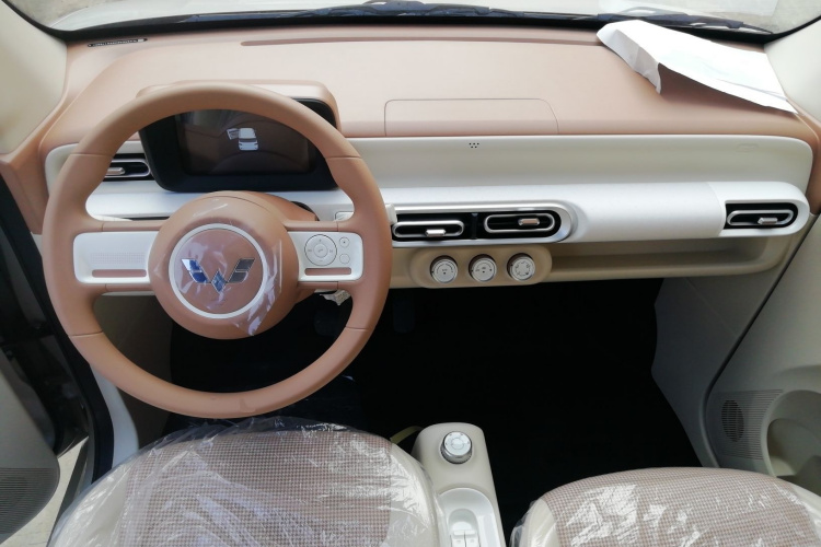 五菱汽车 宏光MINIEV 2024款 第三代 215km 青春版中控内饰12