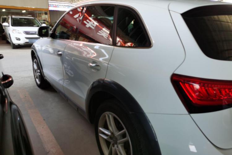 奥迪Q5 2017款 Plus 40 TFSI 技术型车身外观6005