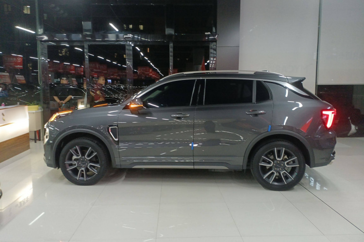 领克01 2023款 2.0TD 两驱型Pro车身外观6003