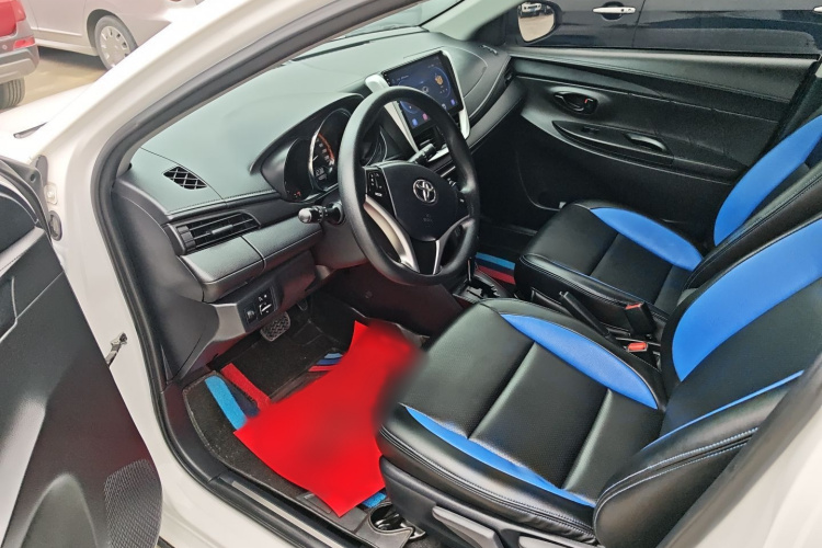 丰田 YARiS L 致炫 2022款 致炫X 1.5L CVT领先PLUS版中控内饰7003