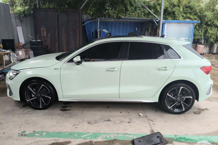奥迪A3 2024款 Sportback 35 TFSI 时尚运动型车身外观4