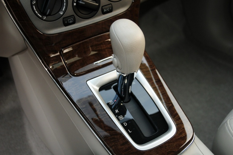 日产 轩逸 2012款 1.6XL CVT豪华版局部细节18