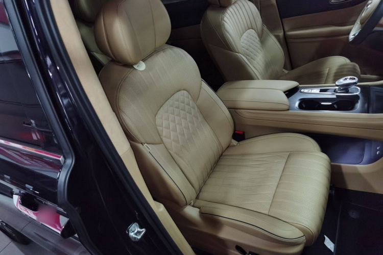 岚图汽车 岚图梦想家 2024款 PHEV 超长续航旗舰版局部细节41