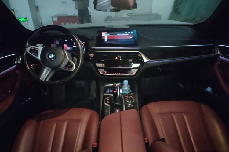 宝马5系 2020款 530Li xDrive M运动套装中控内饰12