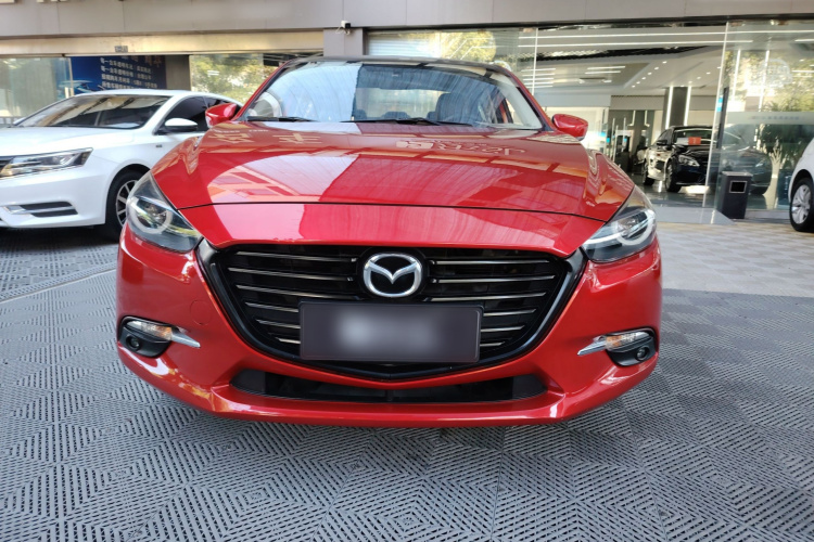 马自达3 昂克赛拉 2017款 三厢 2.0L 自动尊贵型 国V车身外观2