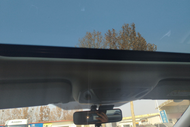 福特 福克斯 2018款 两厢经典 1.6L 自动风尚型智行版局部细节22