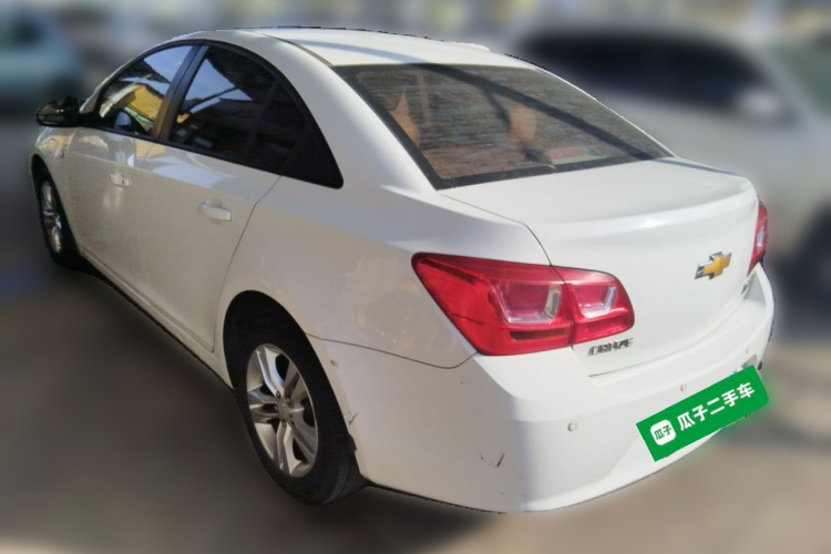 雪佛兰 科鲁兹 2015款 1.5L 经典 SE MT车身外观5