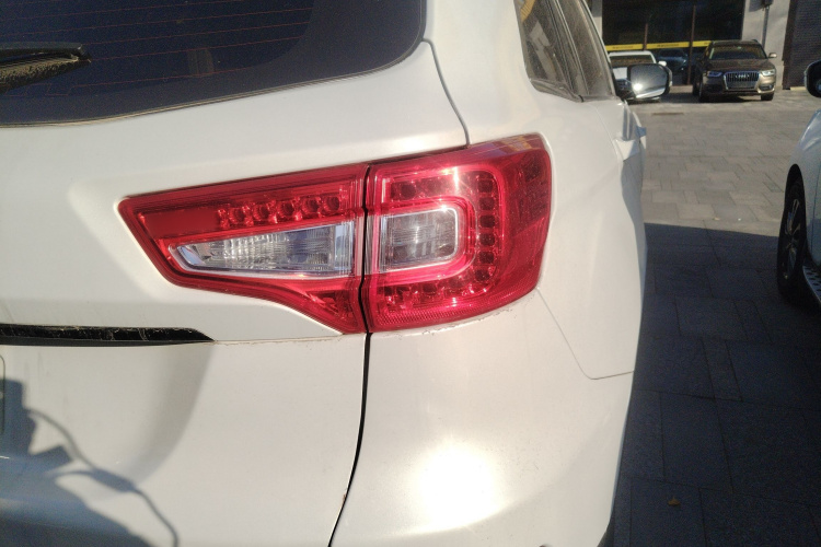 长安CS75 2016款 1.8T 自动精英型 国V车身外观9