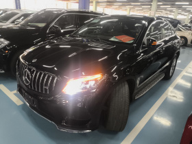 奔驰GLE轿跑 2018款 GLE 320 4MATIC 轿跑SUV