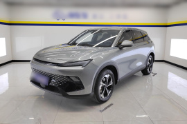 北京汽车 魔方 2023款 1.5T DCT青春版