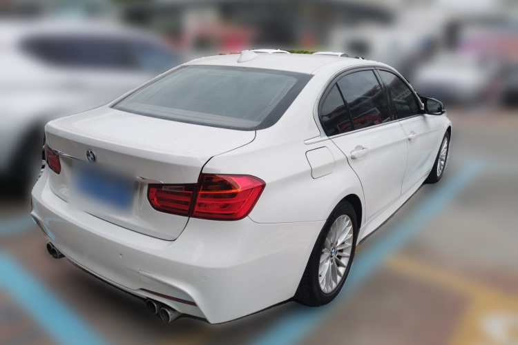 宝马3系 2013款 改款 320Li 豪华设计套装车身外观6005