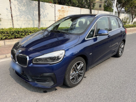 宝马2系旅行车 2018款 218i 尊享型运动套装