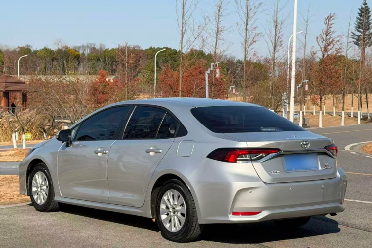 丰田 卡罗拉 2022款 TNGA 1.5L CVT先锋版车身外观6001