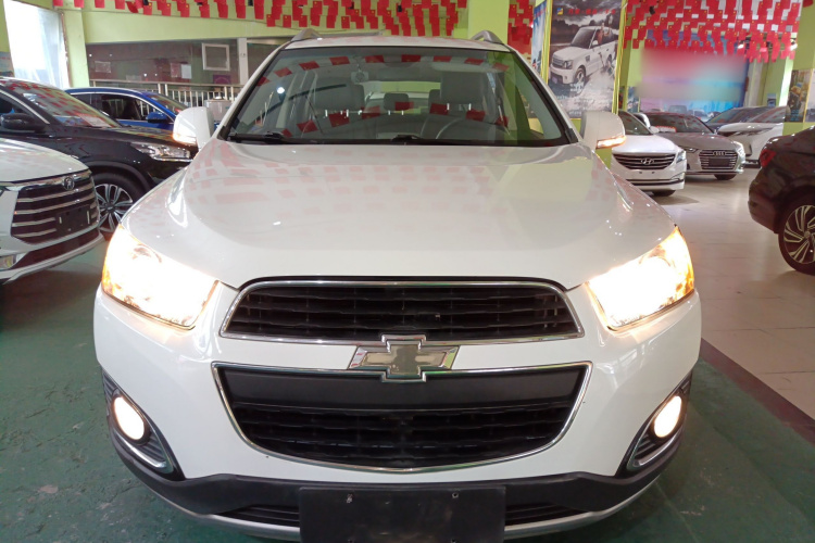 雪佛兰 科帕奇 2015款 2.4L 两驱城市版 7座车身外观2