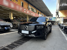 奔驰GLB 2024款 GLB 200 动感型