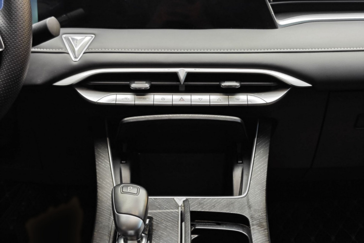 启辰大V 2021款 260T 爱豆版中控内饰7007