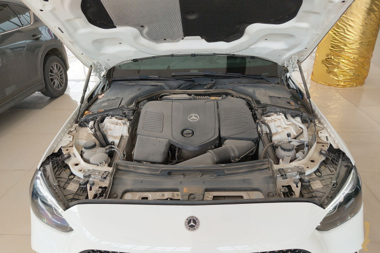 奔驰C级 2022款 改款 C 260 L 皓夜运动版局部细节24