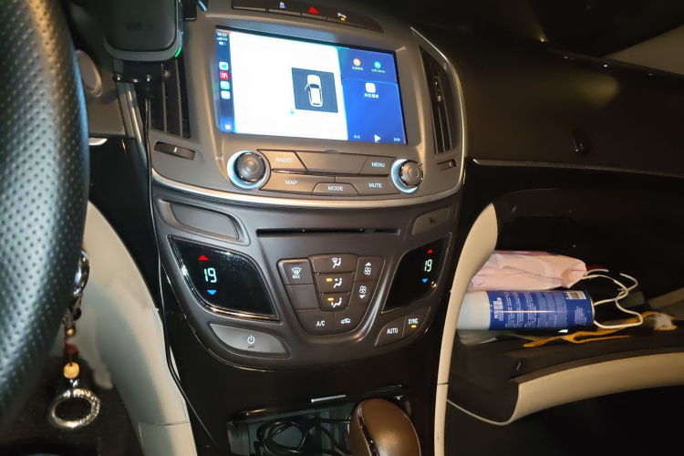 别克 君威 2015款 2.0L 领先时尚型局部细节16