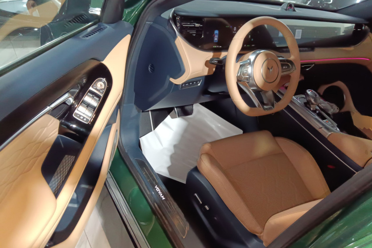 岚图汽车 岚图FREE 2022款 四驱超长续航纯电版中控内饰20