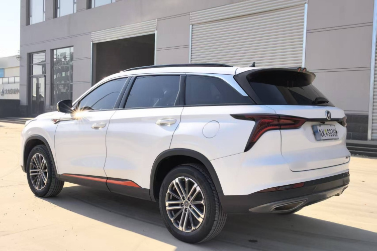 长安CS75 PLUS 2021款 1.5T 自动豪华型车身外观6005