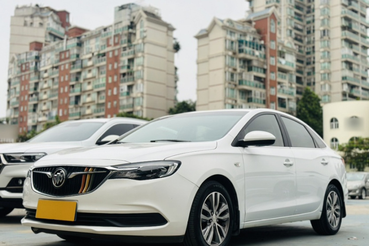 别克 英朗 2019款 18T 自动互联精英型 国V车身外观1