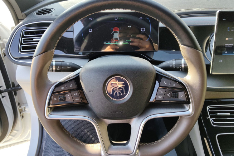 比亚迪 秦PLUS 2023款 冠军版 EV 420KM超越型局部细节13