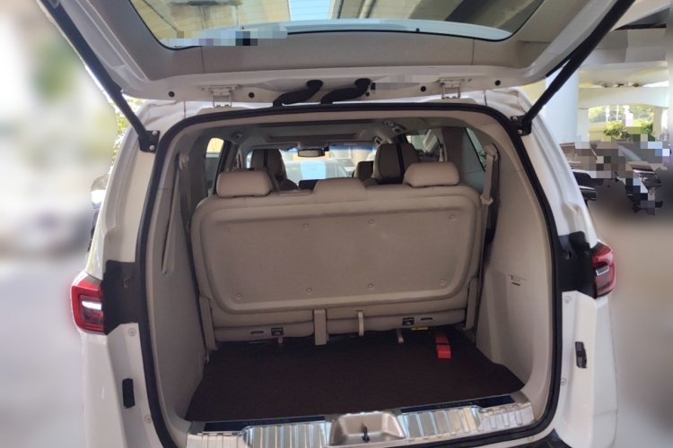 别克GL8 2020款 陆上公务舱 652T 豪华型中控内饰23