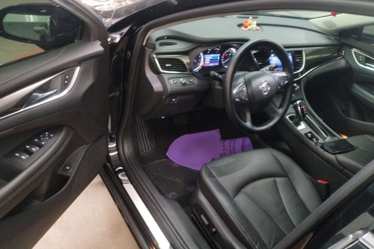 别克 君越 2022款 552T 豪华型中控内饰7003