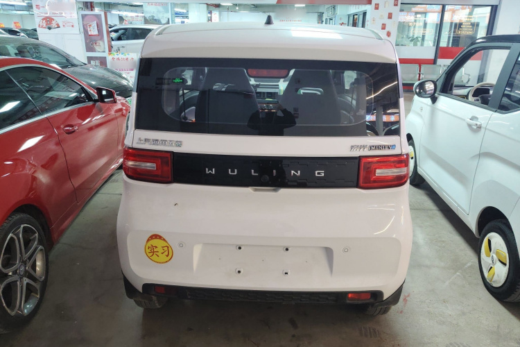 五菱汽车 宏光MINIEV 2022款 轻松款 三元锂车身外观6