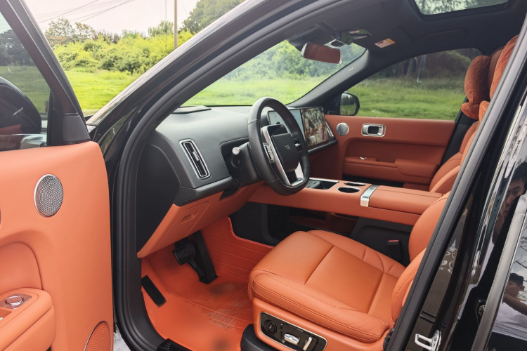 理想汽车 理想L9 2024款 Ultra中控内饰7005