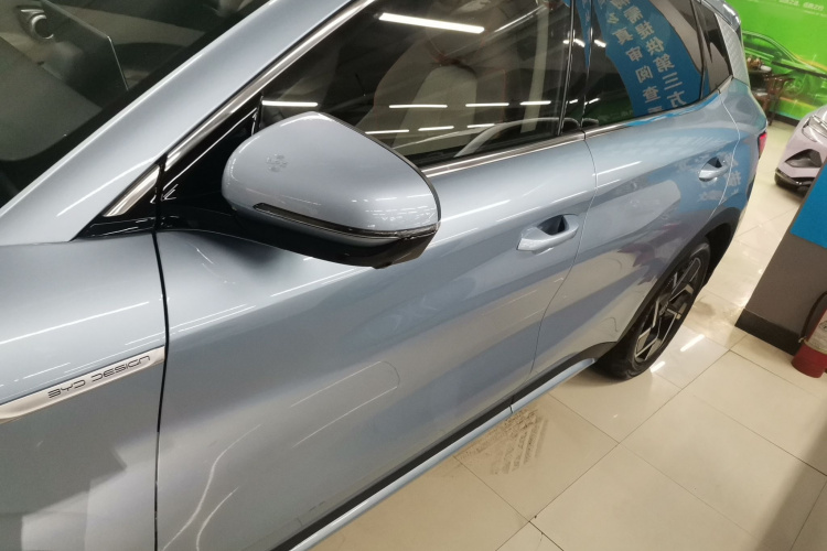 比亚迪 元PLUS 2023款 冠军版 510KM 卓越型车身外观4