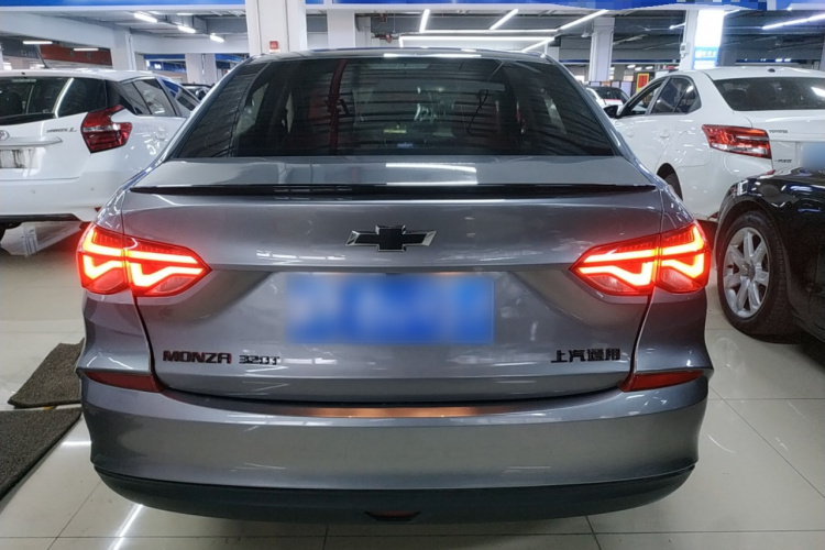 雪佛兰 科鲁泽 2019款 Redline 320T 双离合欢快版 国VI车身外观6004