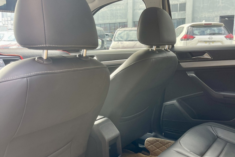 大众 朗行 2017款 230TSI DSG舒适版中控内饰7003