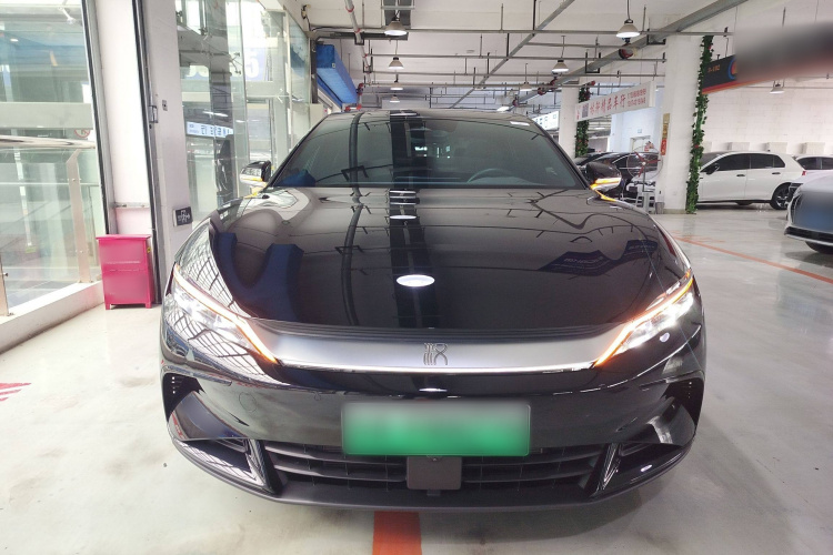 比亚迪 汉 2025款 DM-i 125KM尊贵型车身外观6001