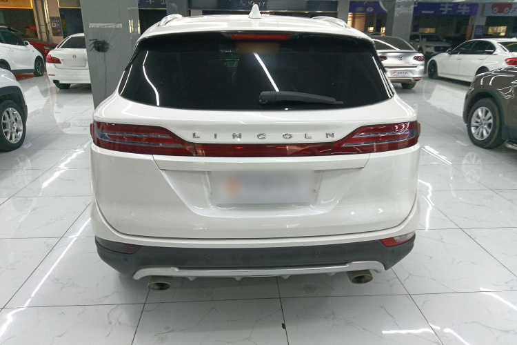 林肯MKC 2017款 2.0T 四驱尊雅版车身外观6