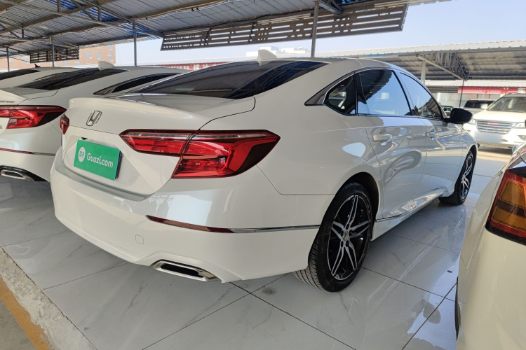 本田 英仕派 2019款 260TURBO 精致版 国VI车身外观6005