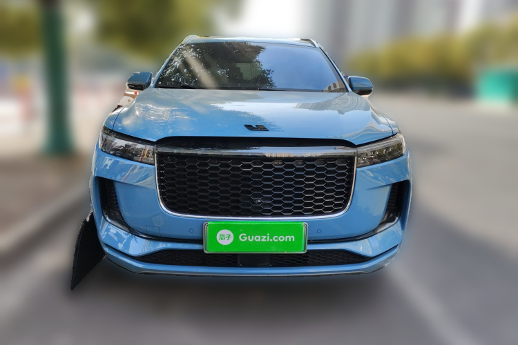 理想汽车 理想ONE 2021款 增程6座版车身外观2