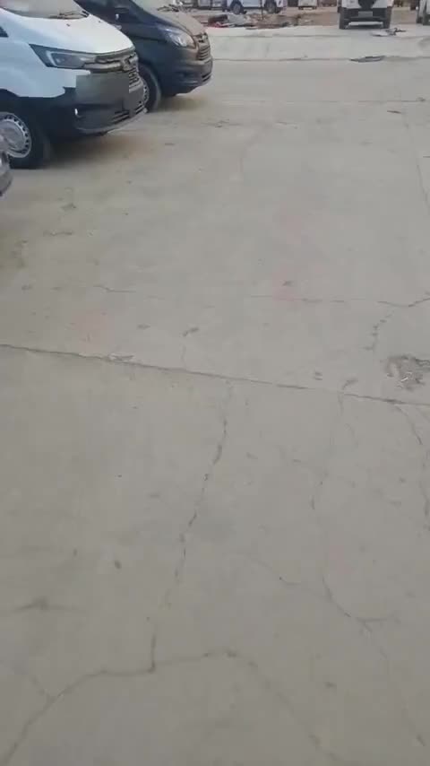 福特 全顺 2023款 2.0T柴油手动多功能商用车中轴低顶5/6座讲解2