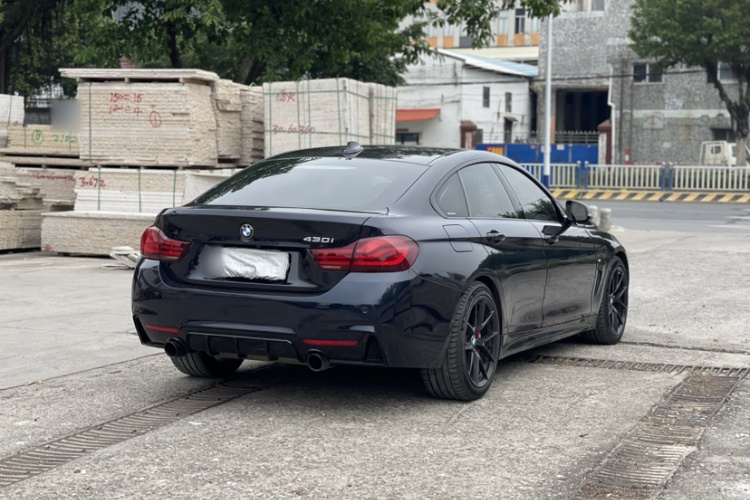 宝马4系 2019款 425i Gran Coupe M运动曜夜版车身外观6004
