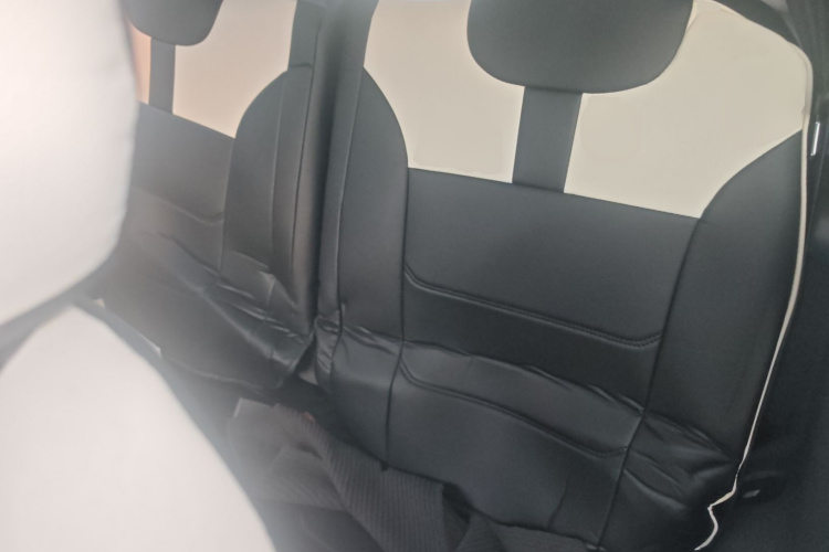 长安启源 长安Lumin 2025款 205km 香沁款中控内饰7004