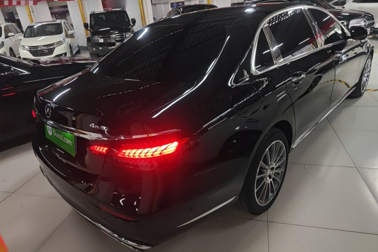 奔驰E级 2017款 E 200 L 4MATIC车身外观6005