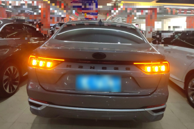 福特 蒙迪欧 2023款 EcoBoost 180 豪华型车身外观6