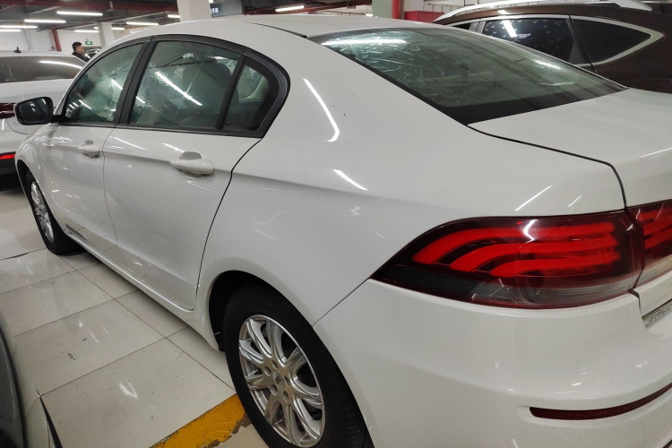 观致3 2018款 三厢 1.6L 自动领先型车身外观6003