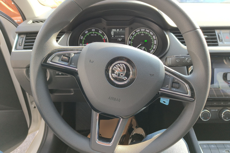 斯柯达 明锐 2019款 1.5L 自动智行舒适版 国VI局部细节13