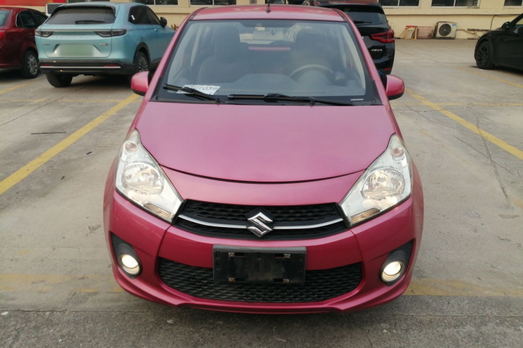 铃木 奥拓 2013款 1.0L 自动豪华型车身外观6001