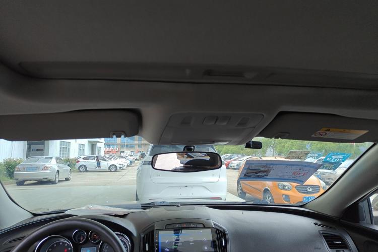 别克 君威 2015款 1.6T 领先技术型中控内饰22