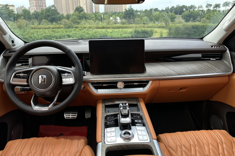 坦克500 2022款 3.0T 商务版 造境型 5座中控内饰7001