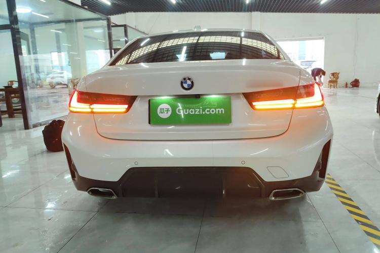 宝马3系 2023款 320Li M运动套装车身外观6005