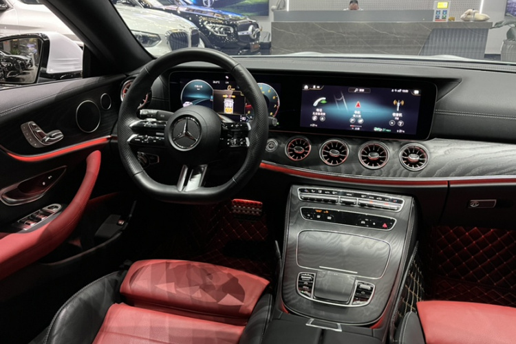 奔驰E级(进口) 2023款 E 260 轿跑车中控内饰7005