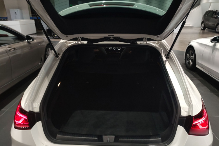 奔驰CLA 2023款 CLA 200 猎跑车局部细节23